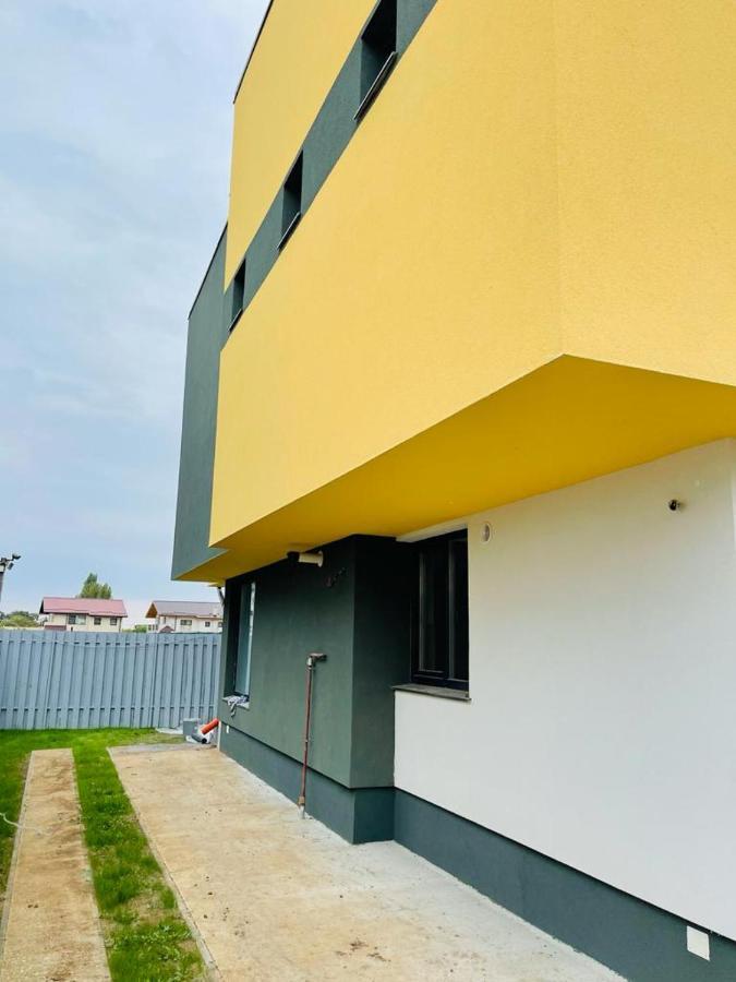 Galaxy Residence Villa Отопени Экстерьер фото