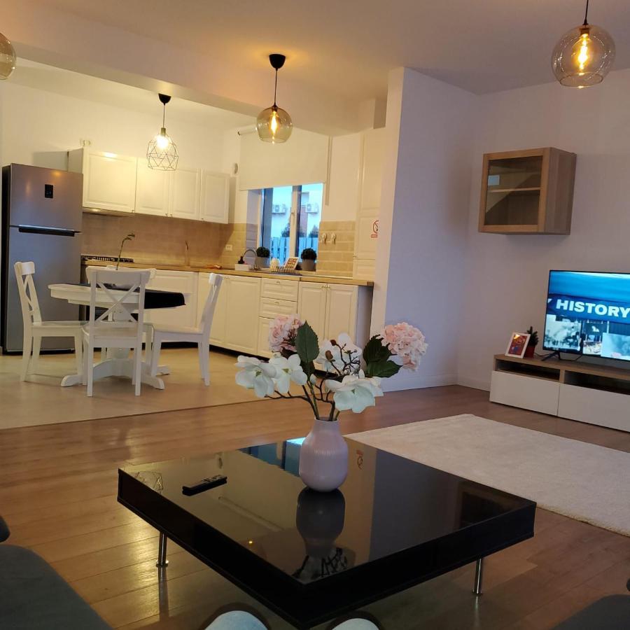 Galaxy Residence Villa Отопени Экстерьер фото