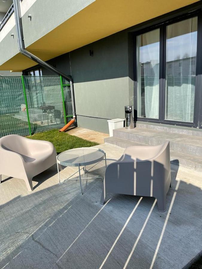 Galaxy Residence Villa Отопени Экстерьер фото